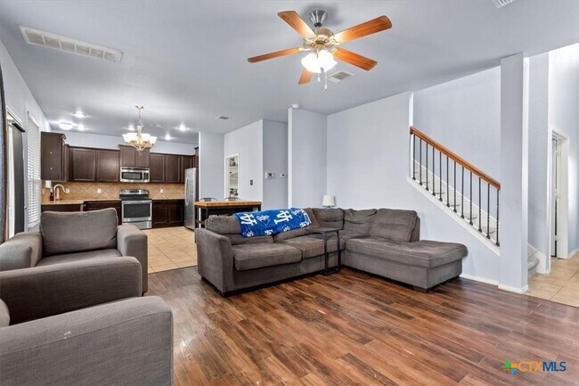 Building Photo - 9613 Adeel Dr