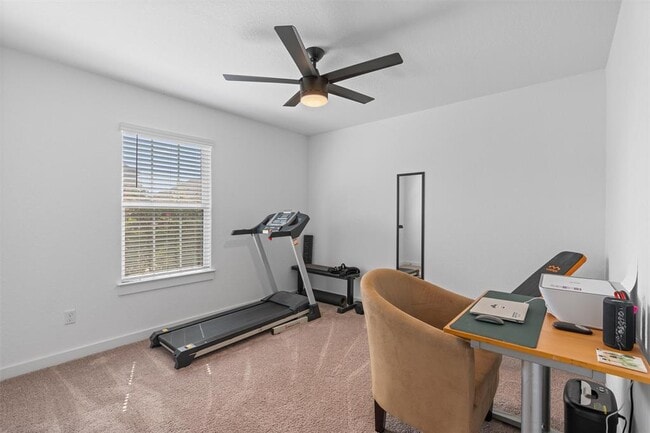 Building Photo - 522 Hendelson Ln