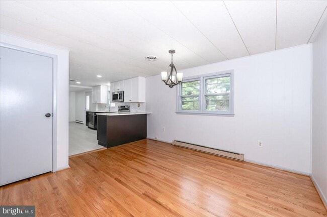 Building Photo - 6 Schaller Ln