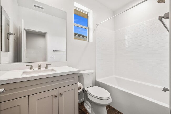 Building Photo - 51555 Ponderosa Dr.