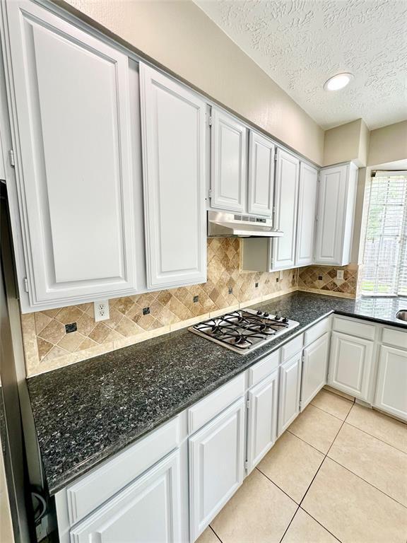 Building Photo - 14503 Redwood Bend Trail
