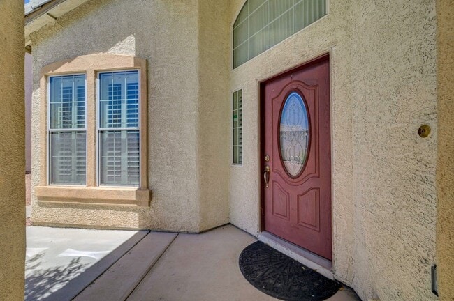 Building Photo - STUNNING 4 Bedroom, 2 Story Home featuring...