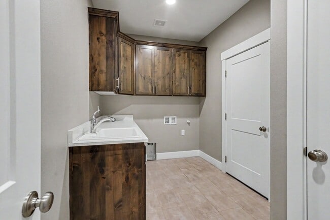 Building Photo - Fabulous 4 bed, 2 bath in Crawford Crossing - Turner, Oregon