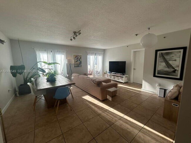 Building Photo - 227 Michigan Ave