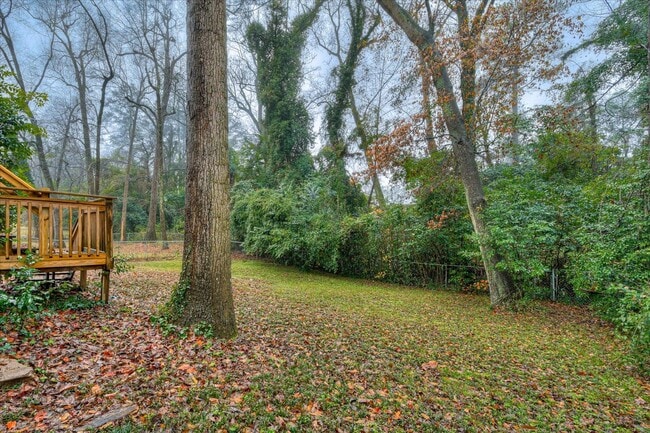 Building Photo - West Augusta Charm