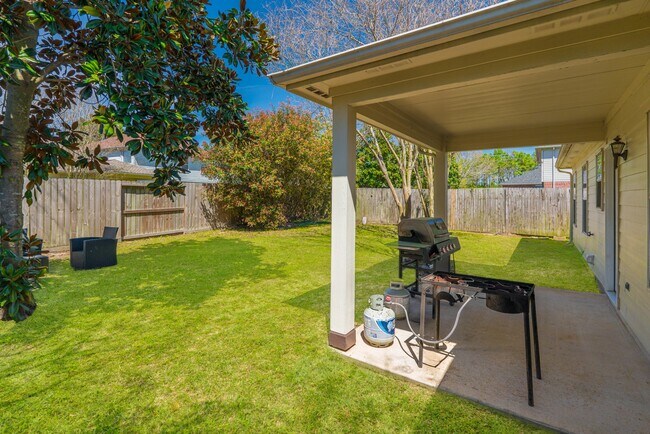 Building Photo - 914 Parsonfield Ct