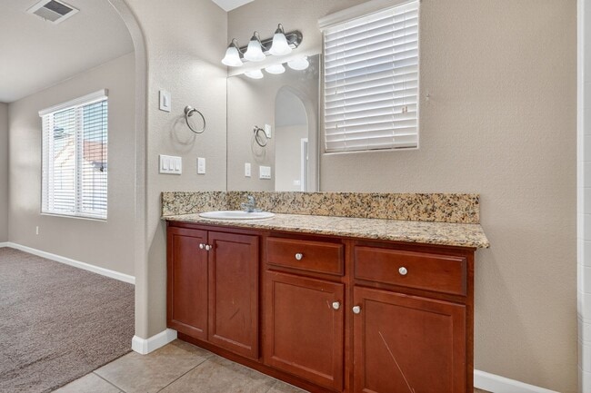 Building Photo - 3751 Amity Ln