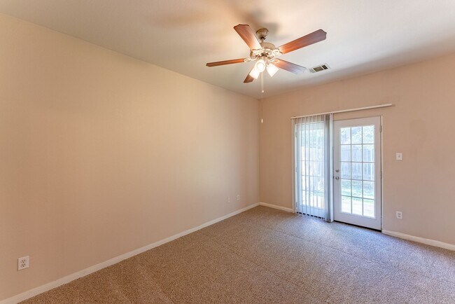 Building Photo - Charming 3/2 Home in Westchester Park!!!