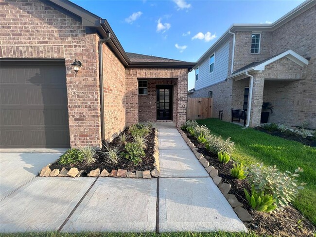 Building Photo - 23239 Wise Walk Dr