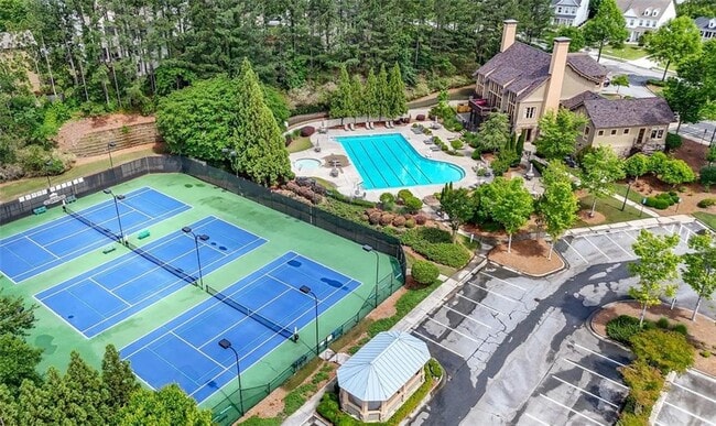 Building Photo - 6421 Crown Forest Ct