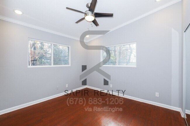 Building Photo - 1277 Goodwin Rd NE