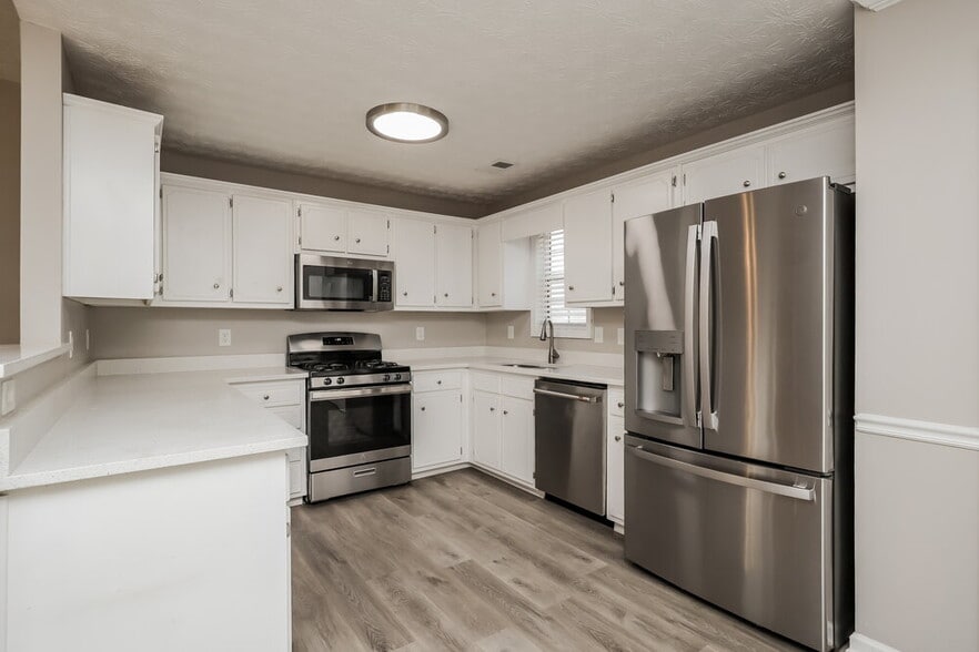 Building Photo - 308 Kellys Walk