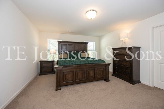 Building Photo - 5624 Baverhof Dr