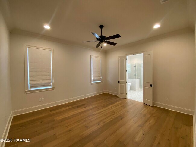 Building Photo - 2110 Belfleur St