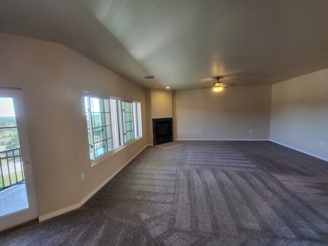 Building Photo - 29057 Hotel Way