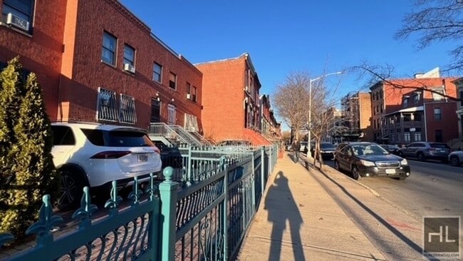 Building Photo - HALSEY STREET
