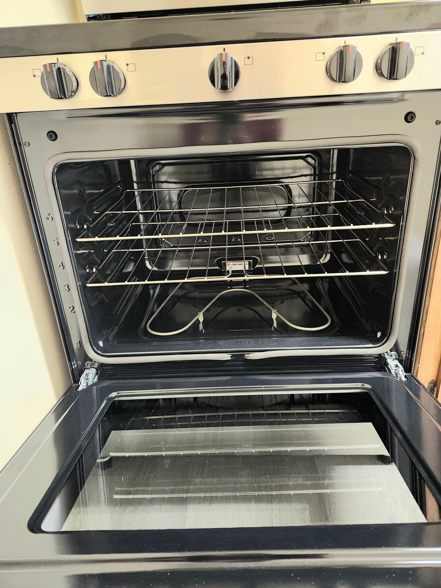 Inside new stove - 5230 Beach Dr