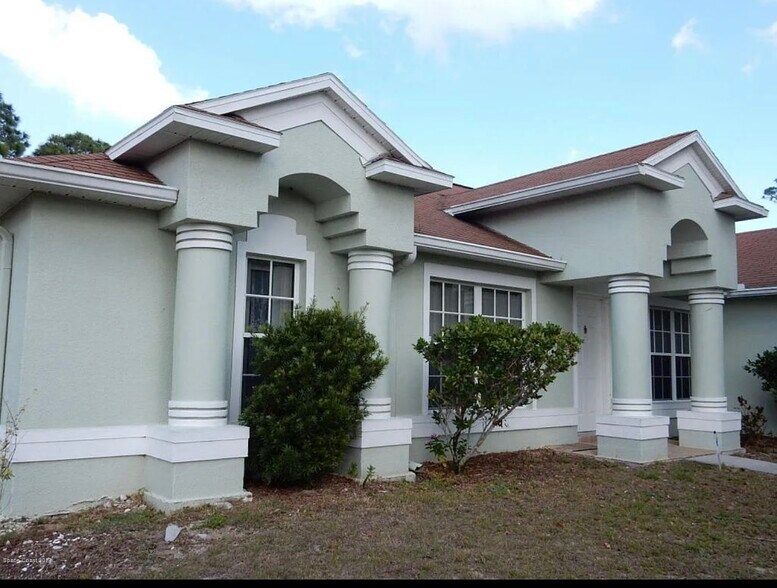 Building Photo - 1523 Elmhurst Cir SE
