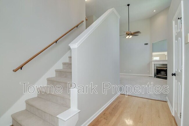 Building Photo - 486 Granite Point