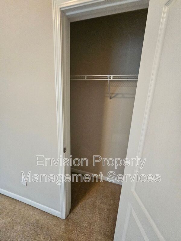 Building Photo - 3392 Hidden Stream Ct
