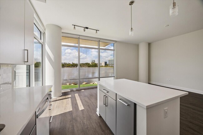 Building Photo - 2000 Hughes Landing Blvd