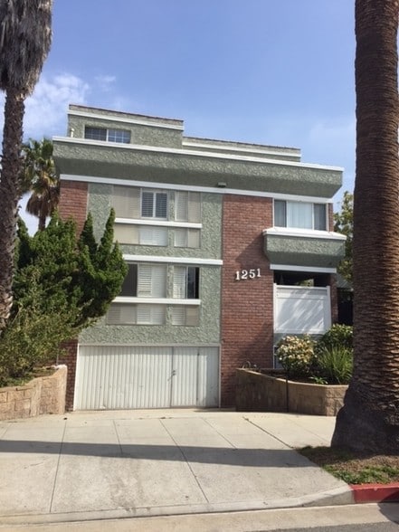 Primary Photo - 1251 Euclid St
