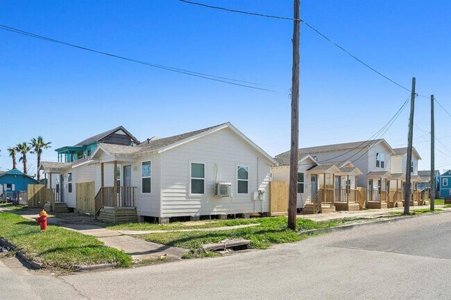 Building Photo - 3727 Winnie St