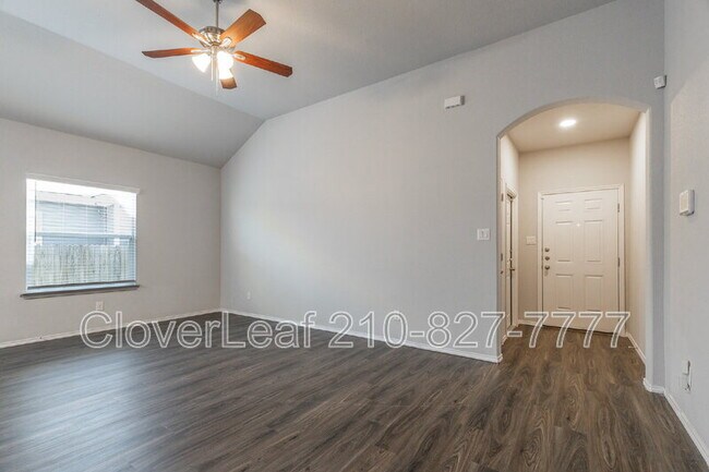 Building Photo - 610 Ashers Pl