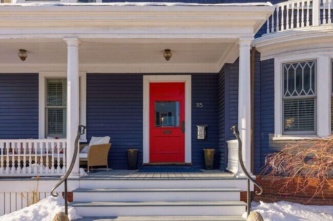 Building Photo - 115 Court St