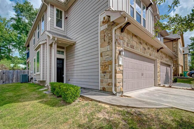 Building Photo - 26 Cheswood Manor Drive