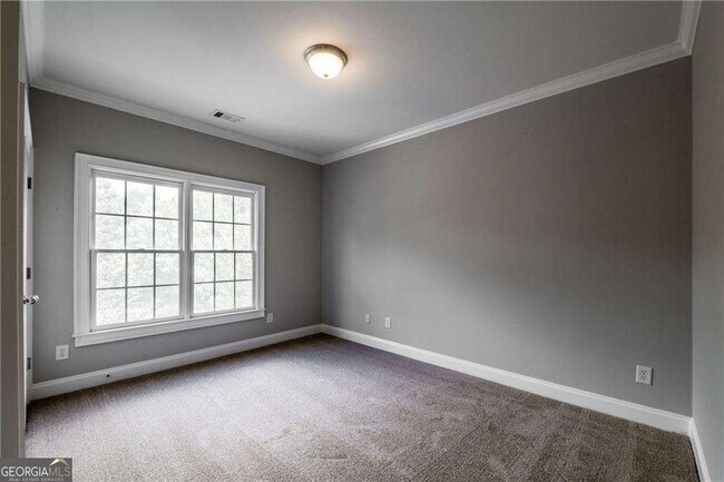 Building Photo - 775 Cooper Farm Way