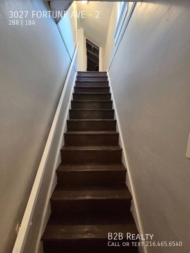 Building Photo - 3027 Fortune Ave