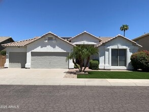 Building Photo - 5918 E Woodridge Dr