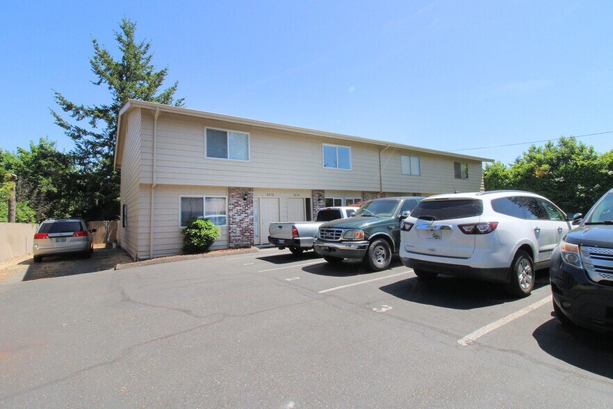 Building Photo - 2658-2658 SE 125th Ave