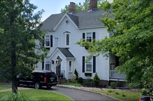 Building Photo - 477 Colonia Blvd