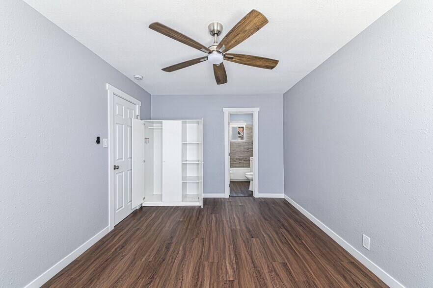 Building Photo - 11859 207th St