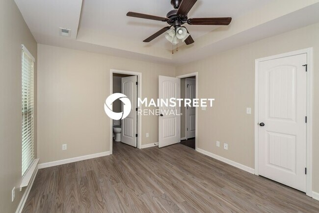 Building Photo - 530 Briar Ridge Cir