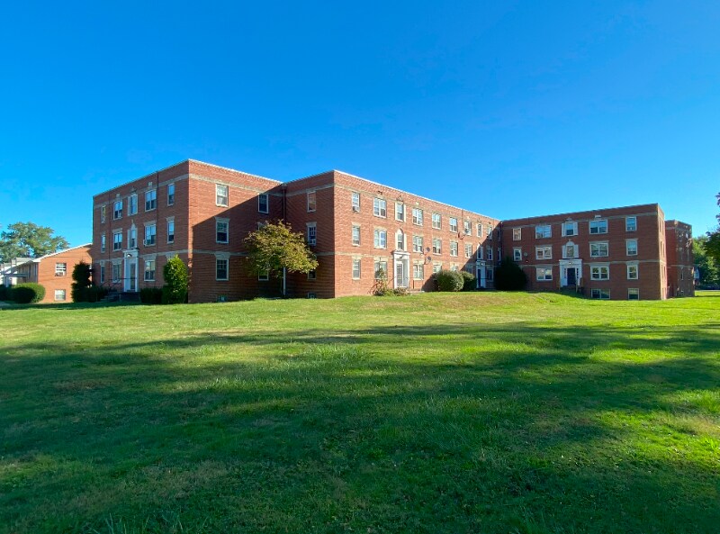 Building Photo - 2633 South St