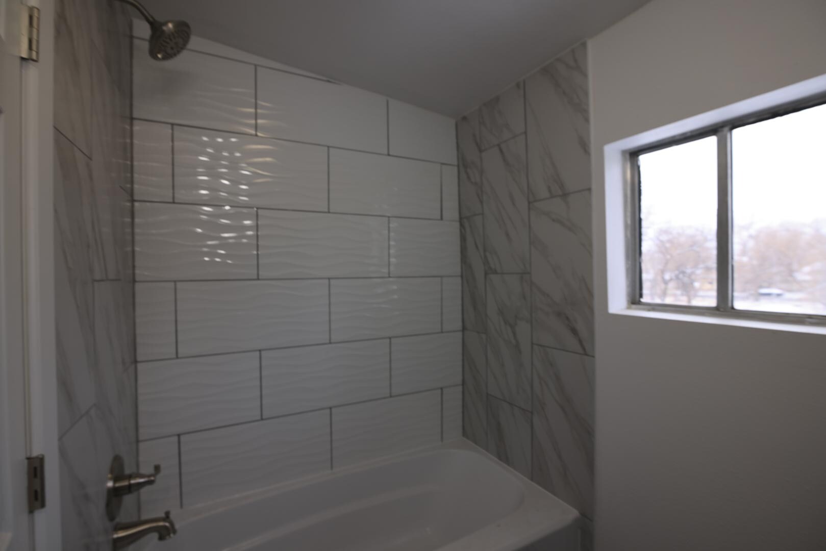 Main Bathroom - 635 Elm Ave