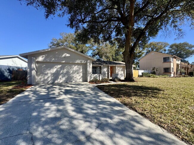 Building Photo - 820 Sutter Loop