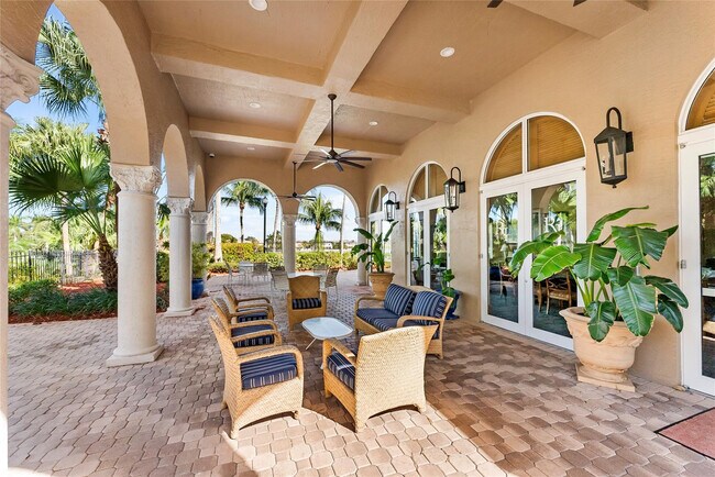 Building Photo - 15580 SW 49th Ct