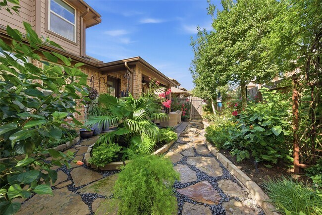 Building Photo - 24218 Calico Trace Ln