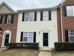 Building Photo - 116 Baberton Dr