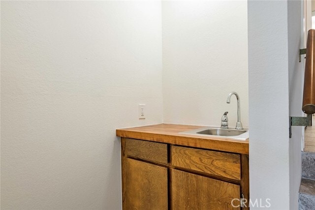 Building Photo - 7107 Marina Pacifica Dr S
