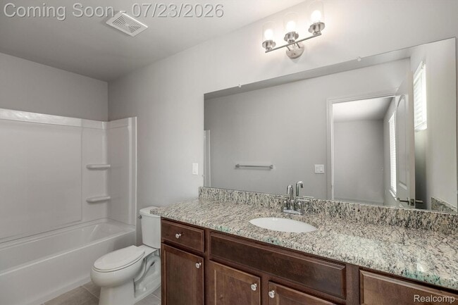 Building Photo - 3032 Hydrangea Ln