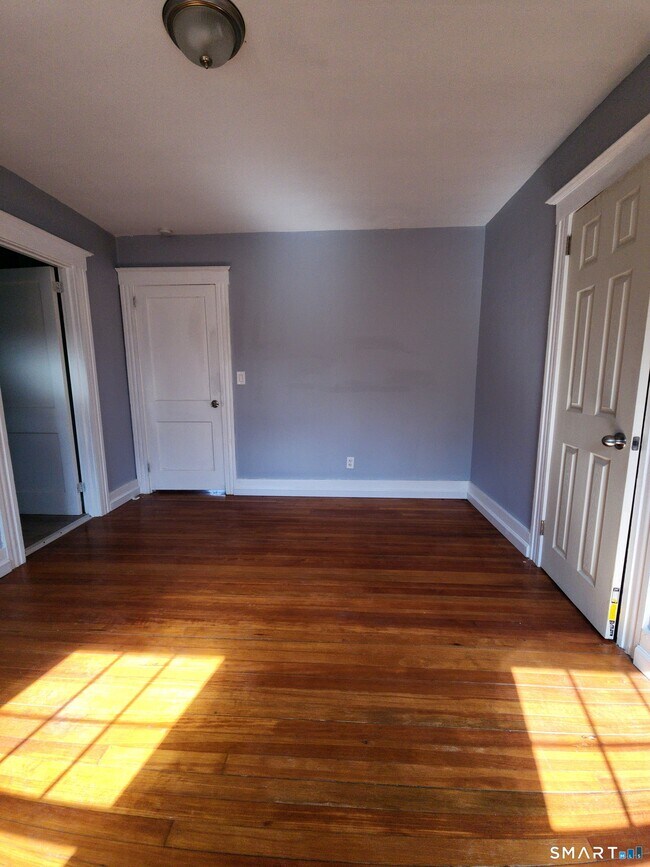 Building Photo - 78 Maplewood Ave