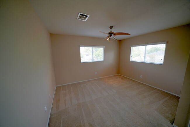 Building Photo - Spacious Cibolo Home on Cul-de-Sac Lot - Realtor Commission: $500