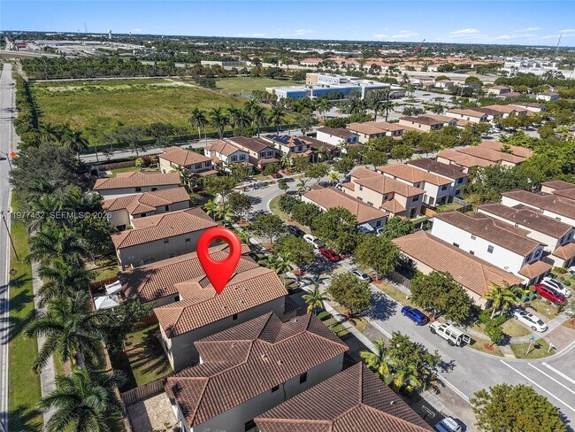 Building Photo - 2380 NE 1st St