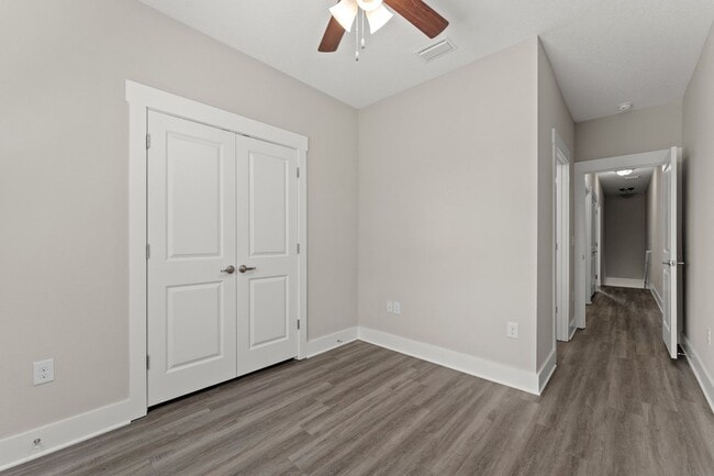 Building Photo - 259 N Sand Palm Rd