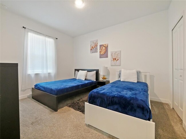 Building Photo - 9084 Sommerset Hills Dr